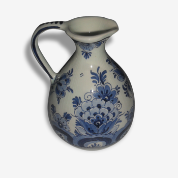 Pichet en faience de Delft