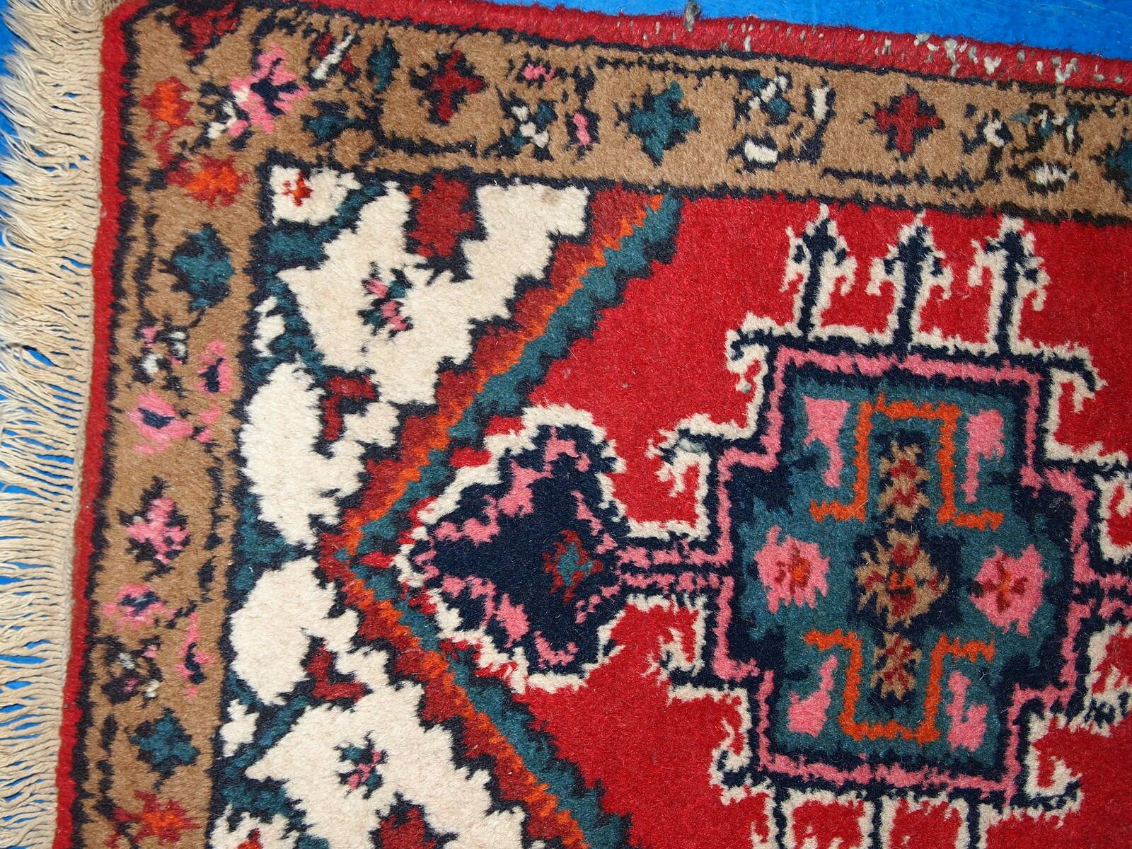 Tapis Vintage Hamadan en Laine, Années 1960, Élégance Classique