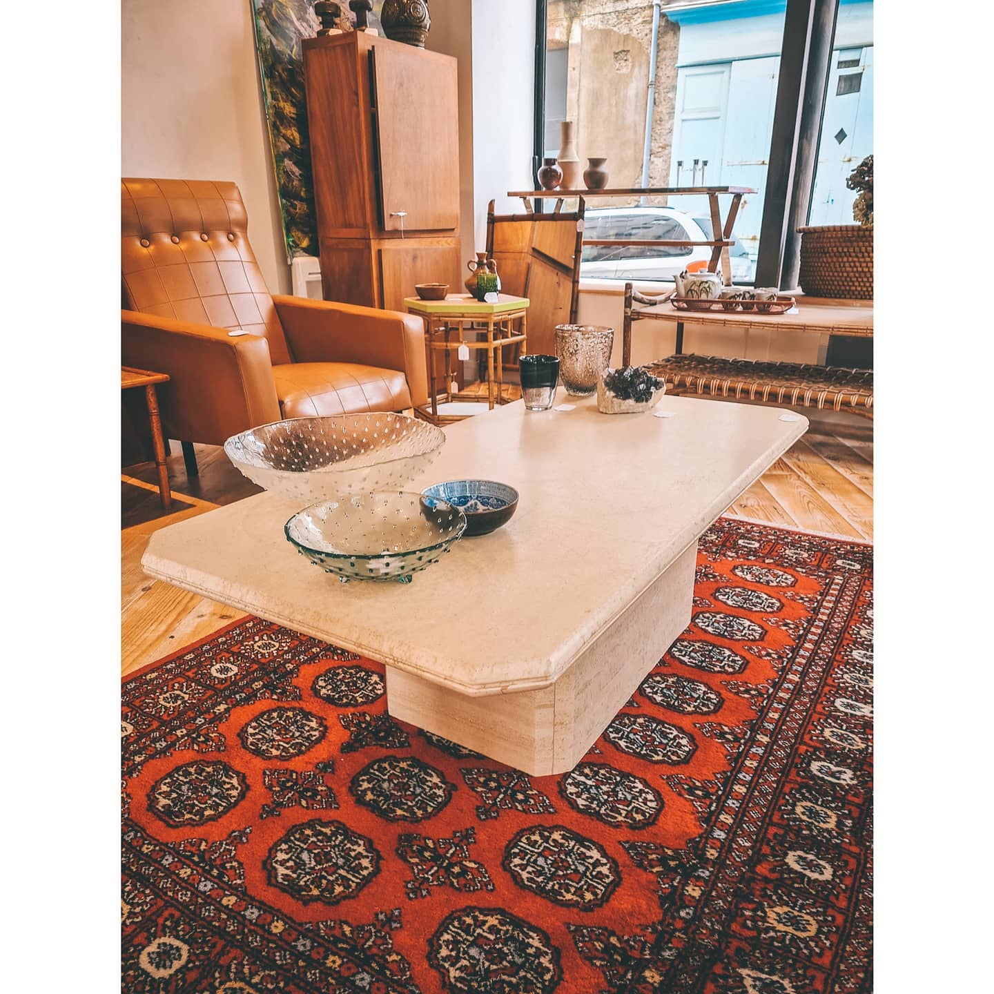 Table basse en travertin