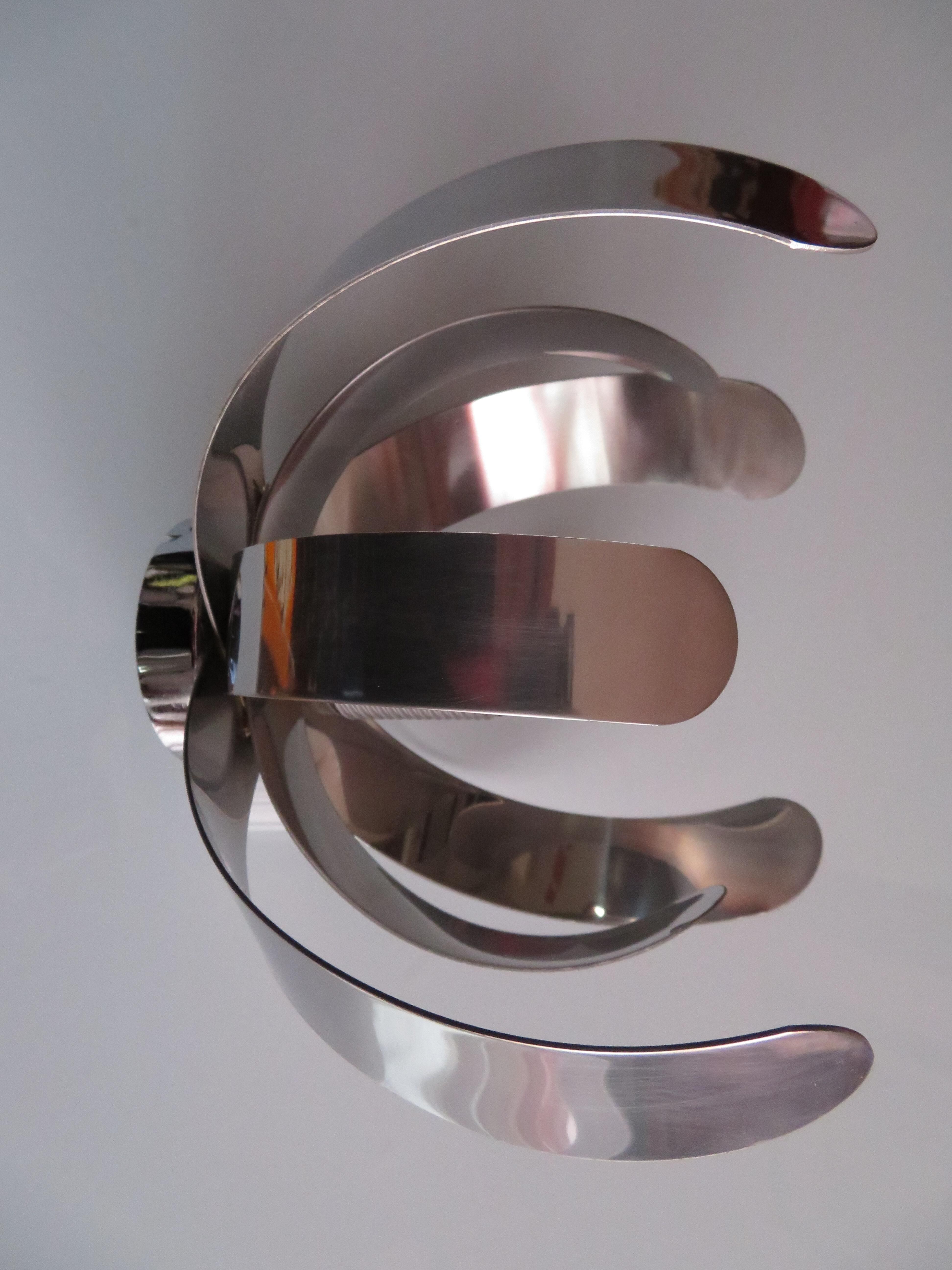 Ceiling light with 8 petals of metal - 70s