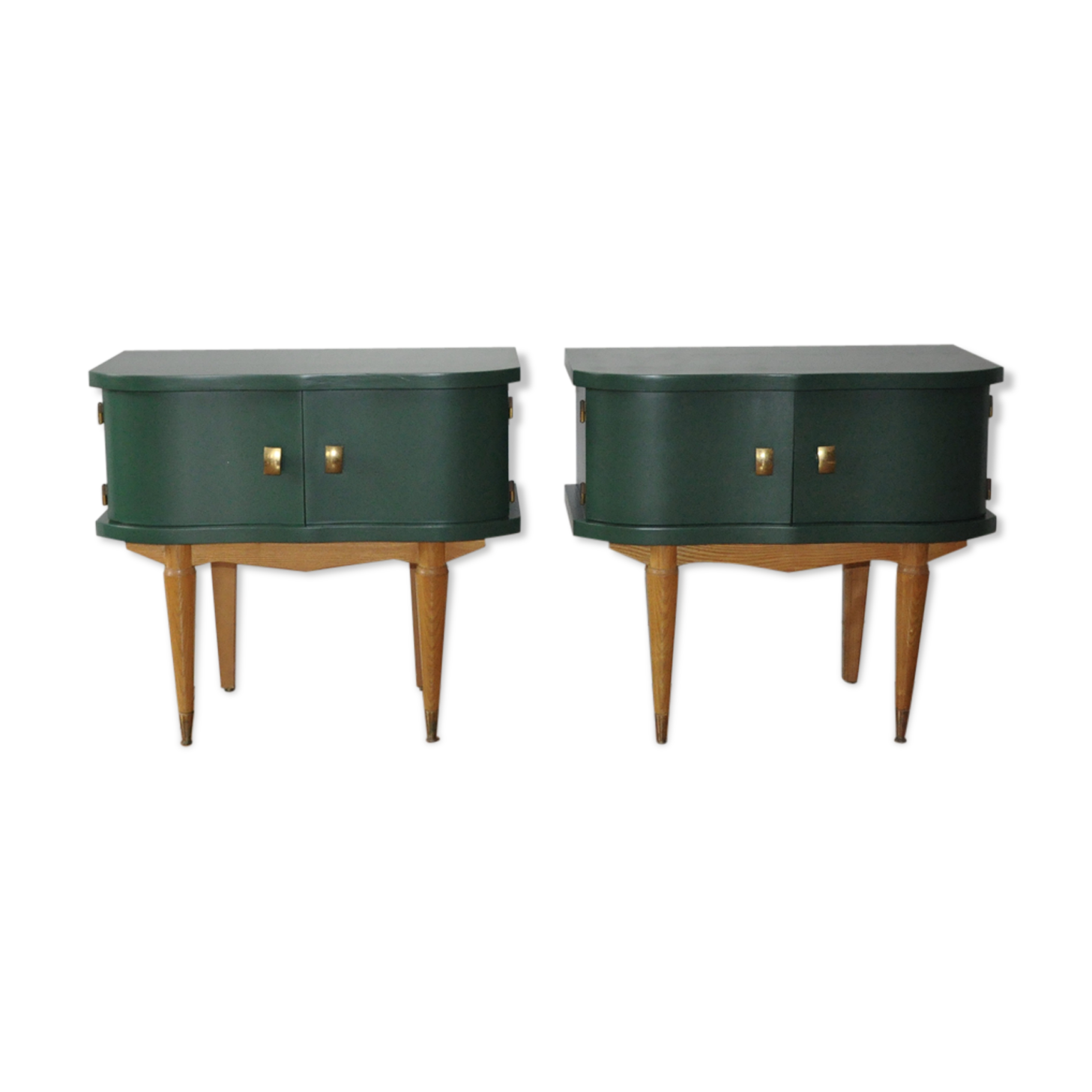 Paire de tables de chevet