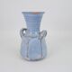 Vase en céramique émaillé bleu ciel
