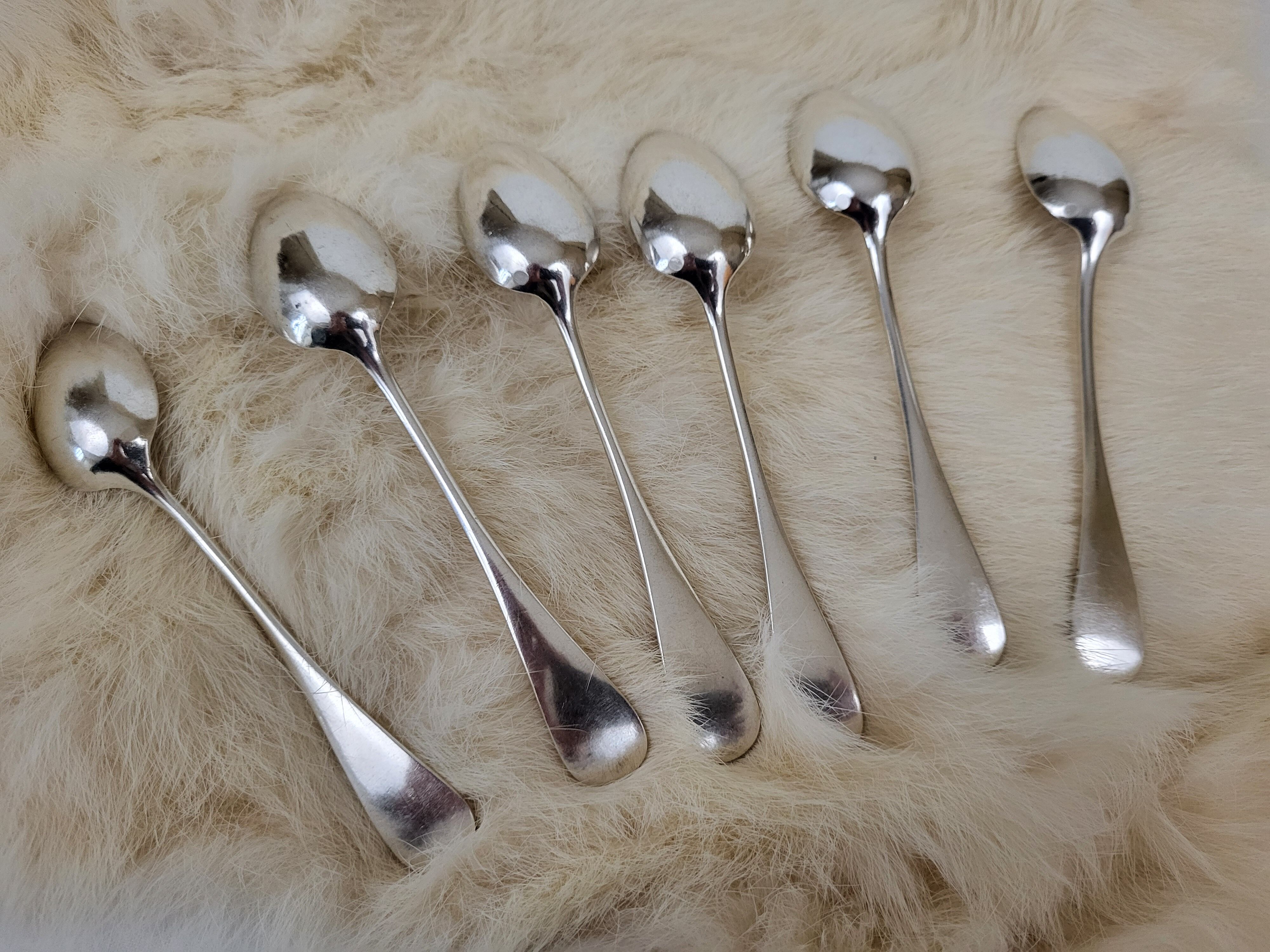 Set of 6 teaspoons in silver metal 18gr