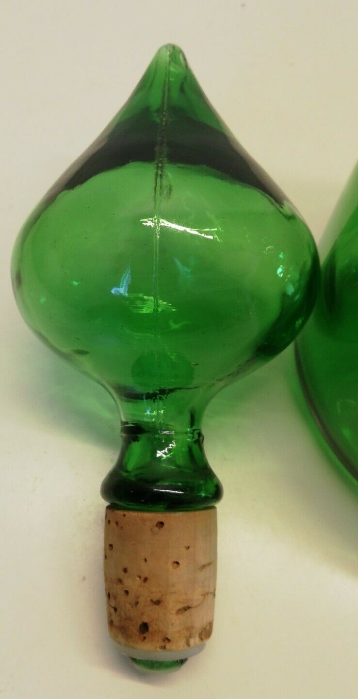 Lys flower glass bottles