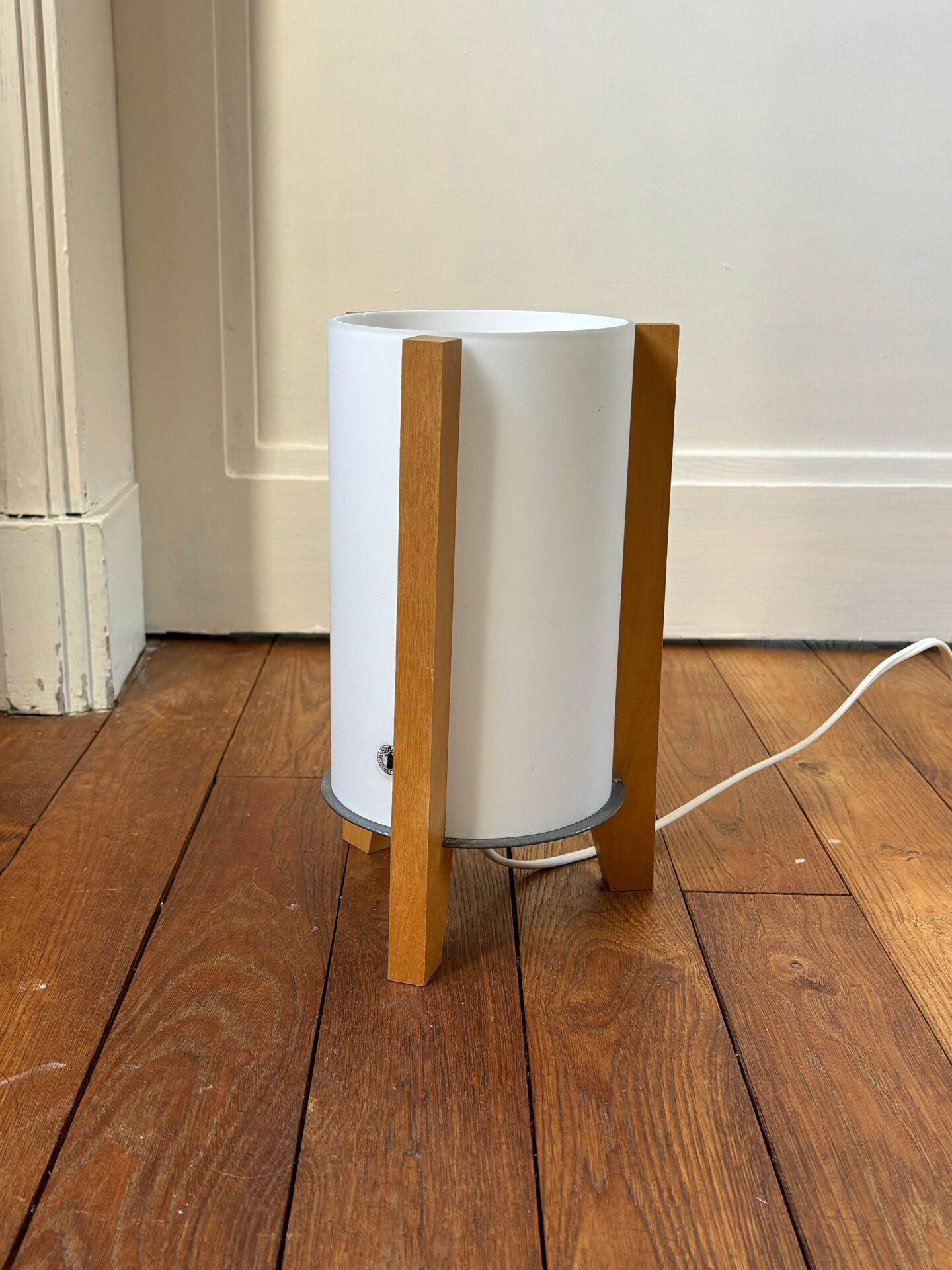 Lampe scandinave, 1990