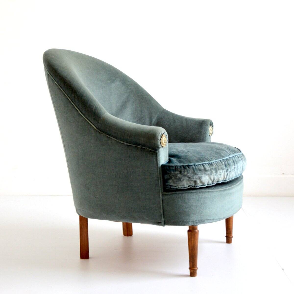 Vintage toad armchair