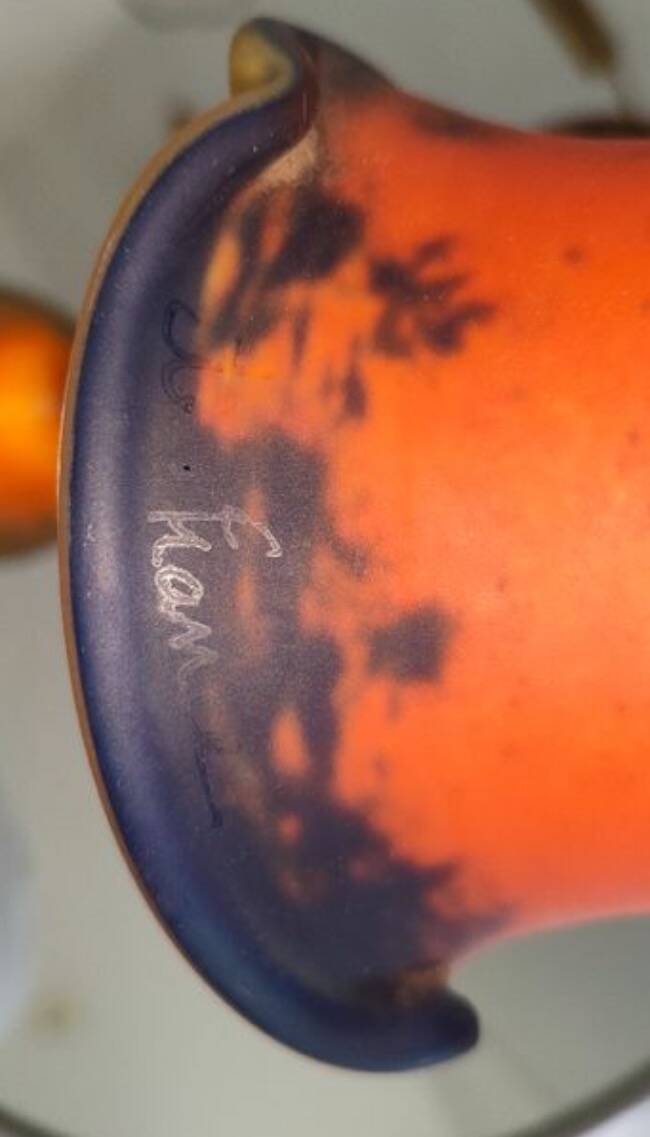 Art Nouveau tulip articulated lamp signed Art de France