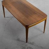 Table basse basse en bois de cerisier, années 1950