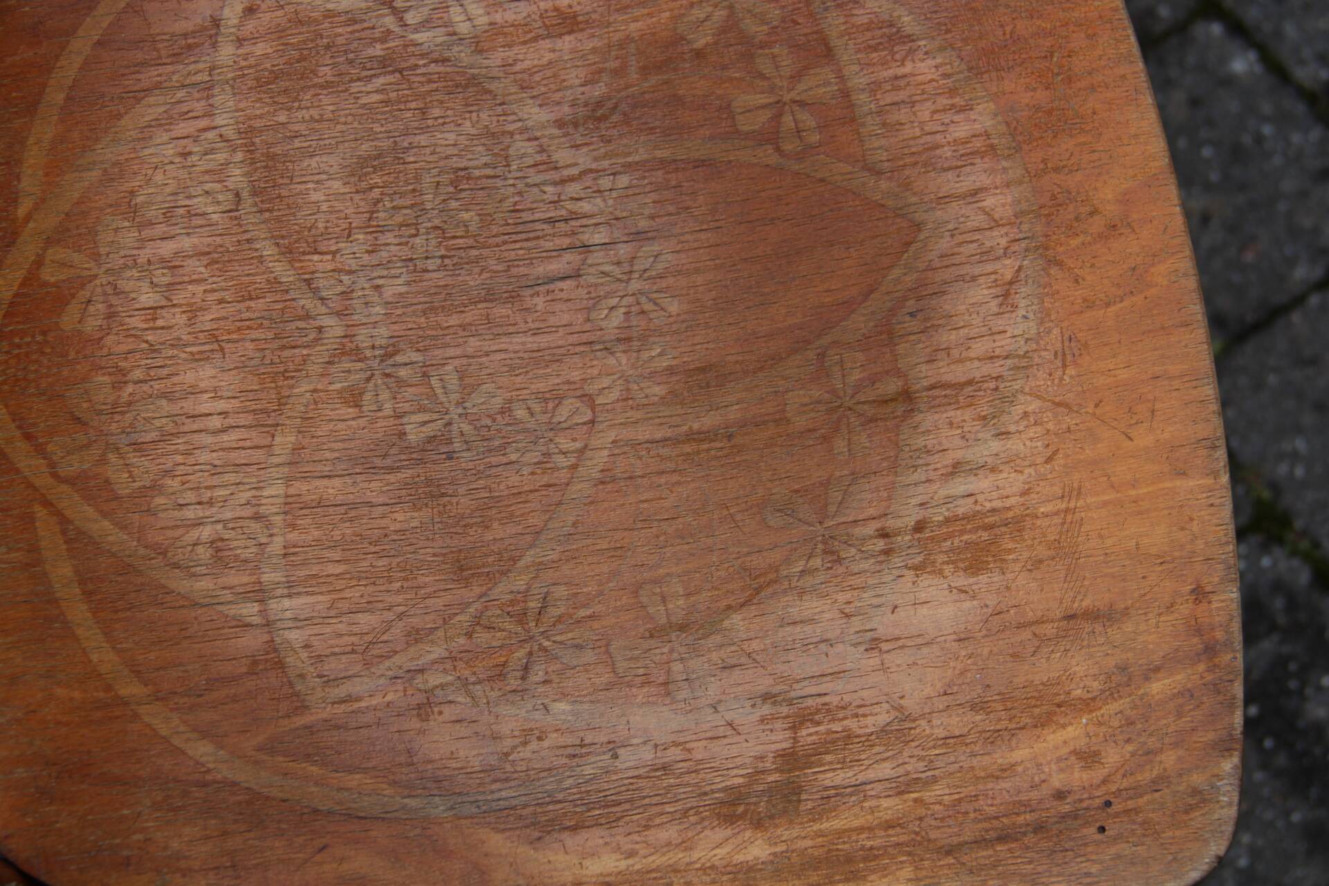 4 chaises bistro aux assises sérigraphiées