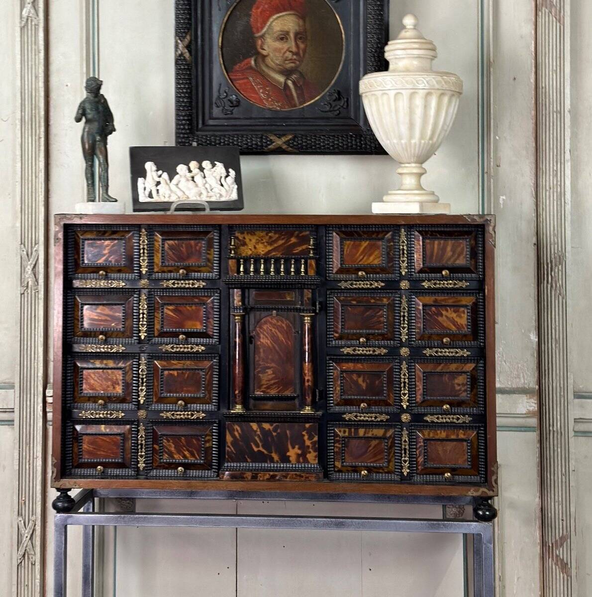 Cabinet in blackened wood and blond tortoiseshell, Italy, late 17th century
