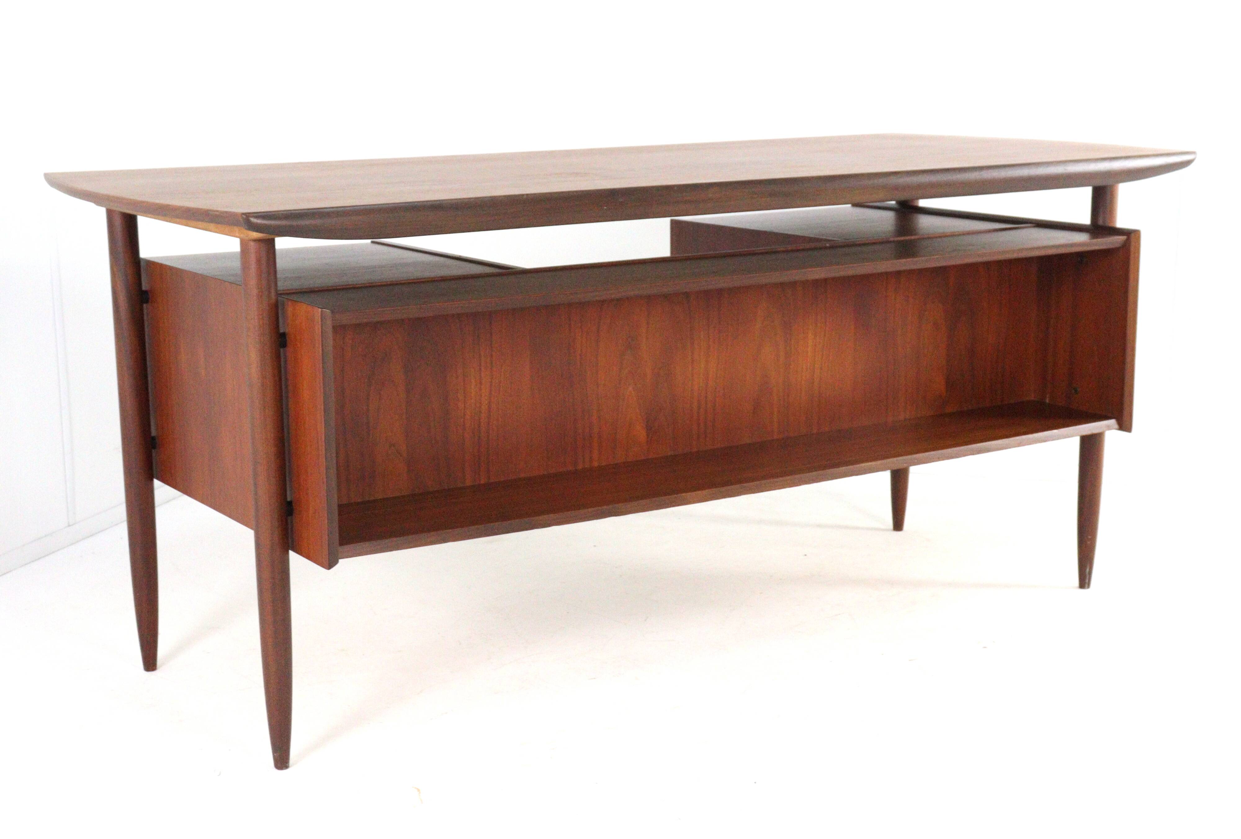 Hulmefa Pro-Pos executive desk - dutch mid century modern design in teak