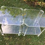 Tables en plexiglass