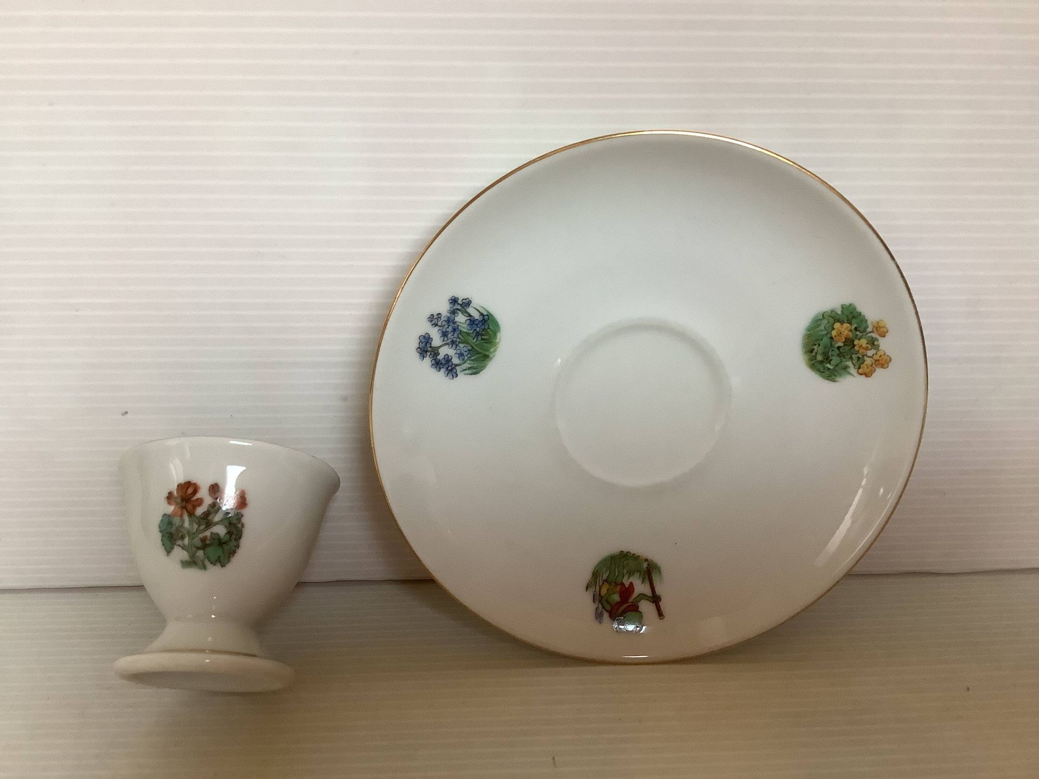 Egg cup frog and flowers Bavaria Germany