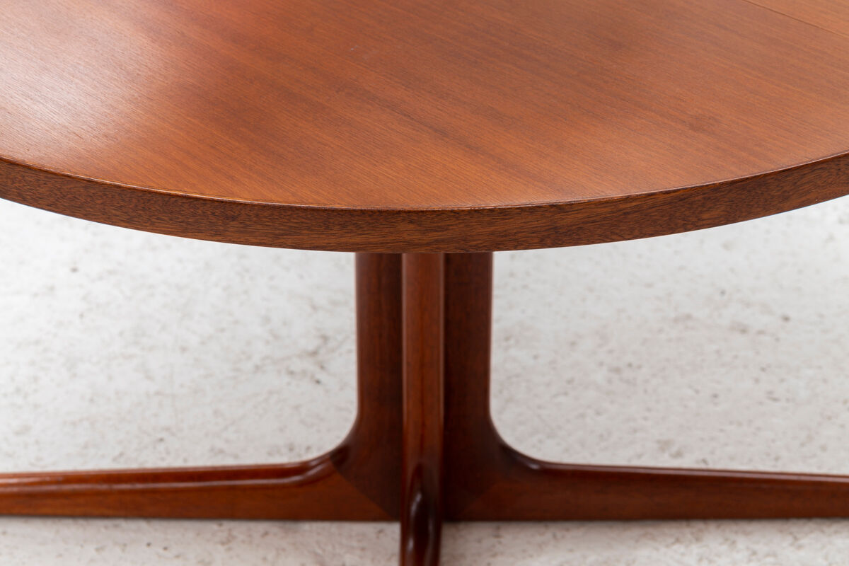 Round to oval danish dining table, Denmark, 1960’s