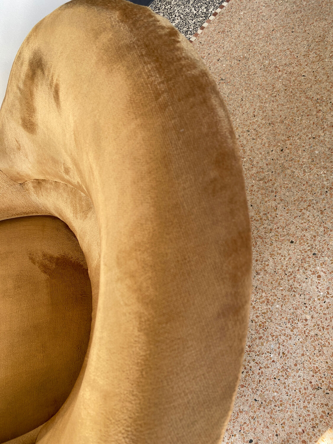 Vintage toad armchair