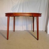 Scandinavian extensible round table Hans Olsen