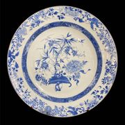 Grand plat en porcelaine Compagnie des Indes XVIIIème