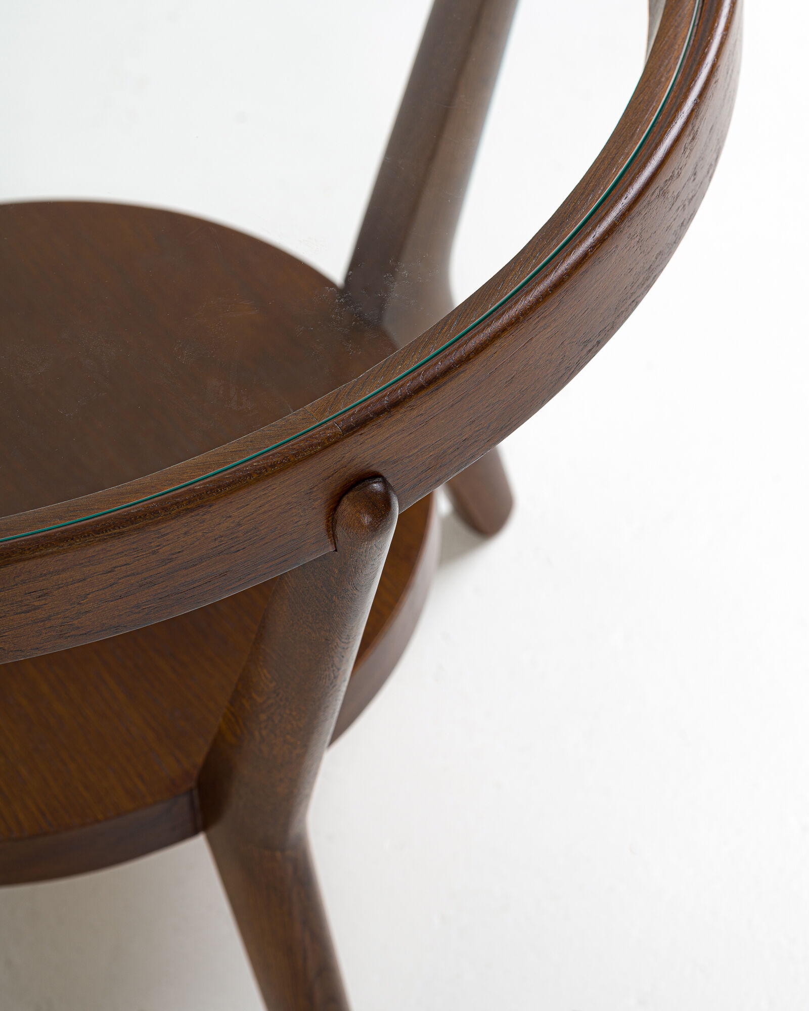 Table basse par K. Kozelka et A. Kropacek, des années 1940