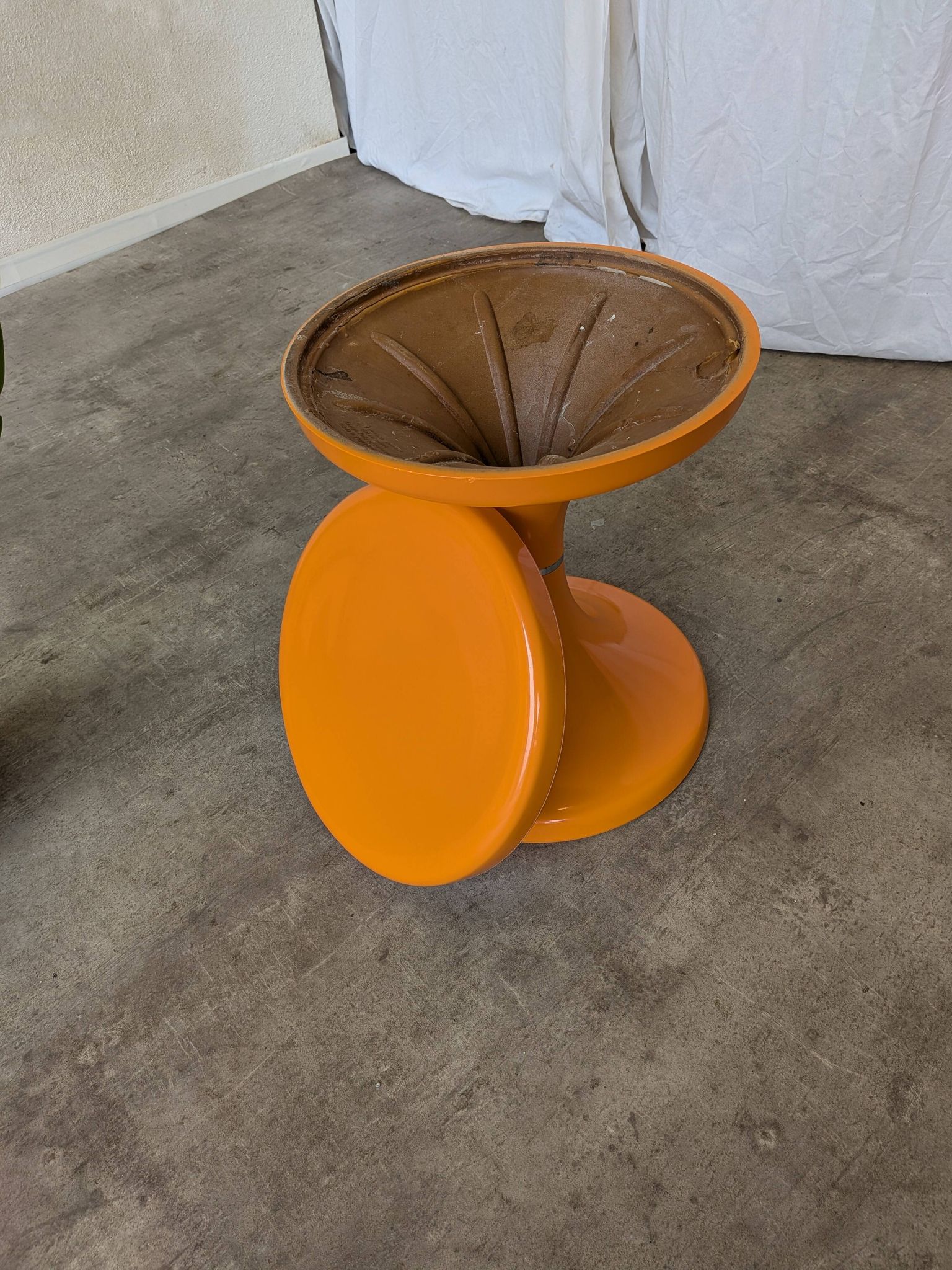 Orange Vintage Mushroom Stool “Jurček” by Meblo, 1960s – Space Age Retro