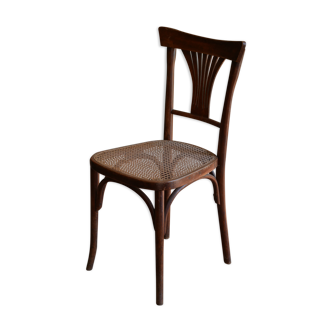 Bistro chair with cannage