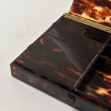 Tray - box with a lid in tortoiseshell plexiglass, 1970s design.