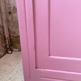 Pink knitted cabinet
