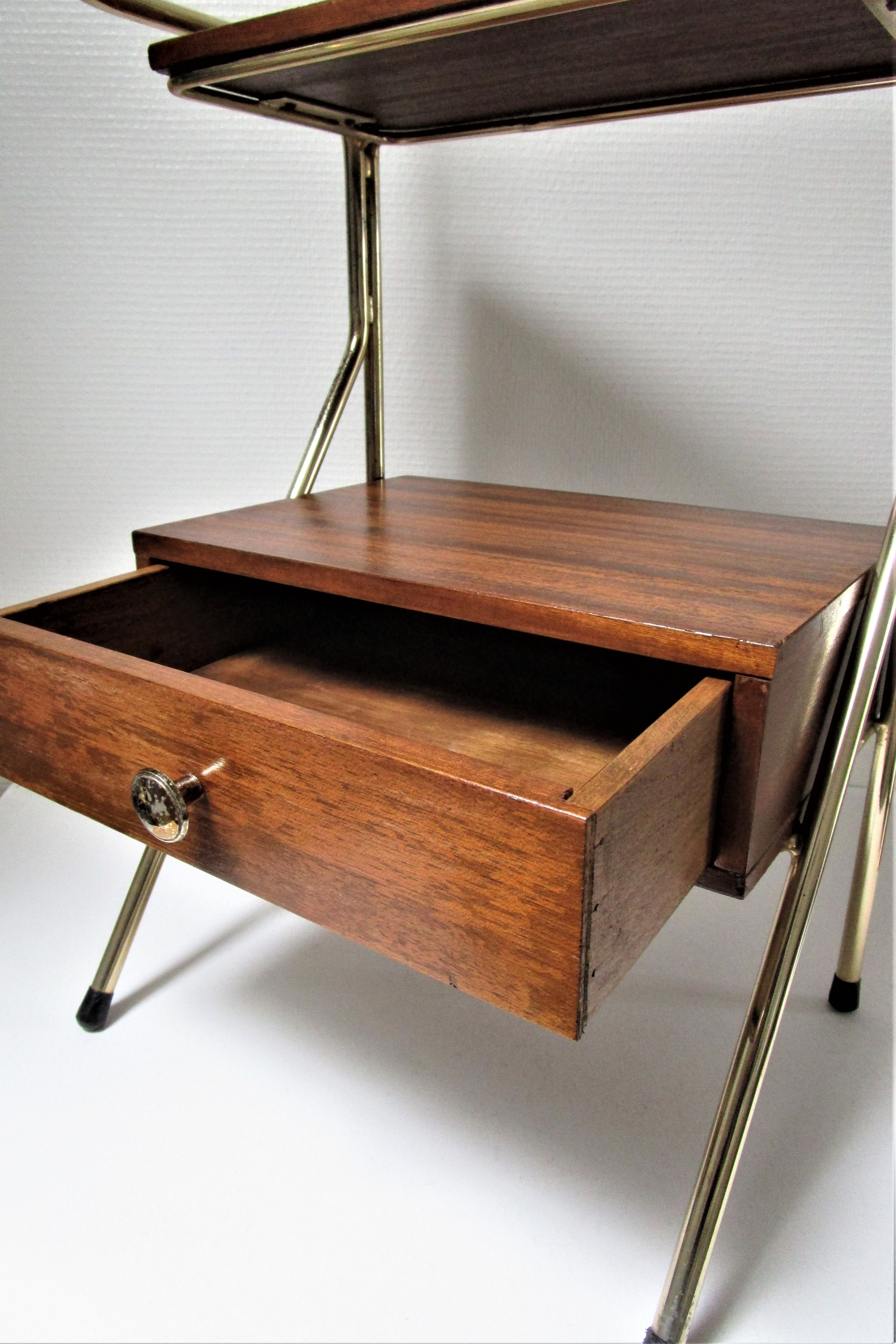 Bedside design in wood and gold metal 50s/60s