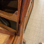 Fauteuil de barbier style Louis Philippe en hêtre assise et dossier en cannage