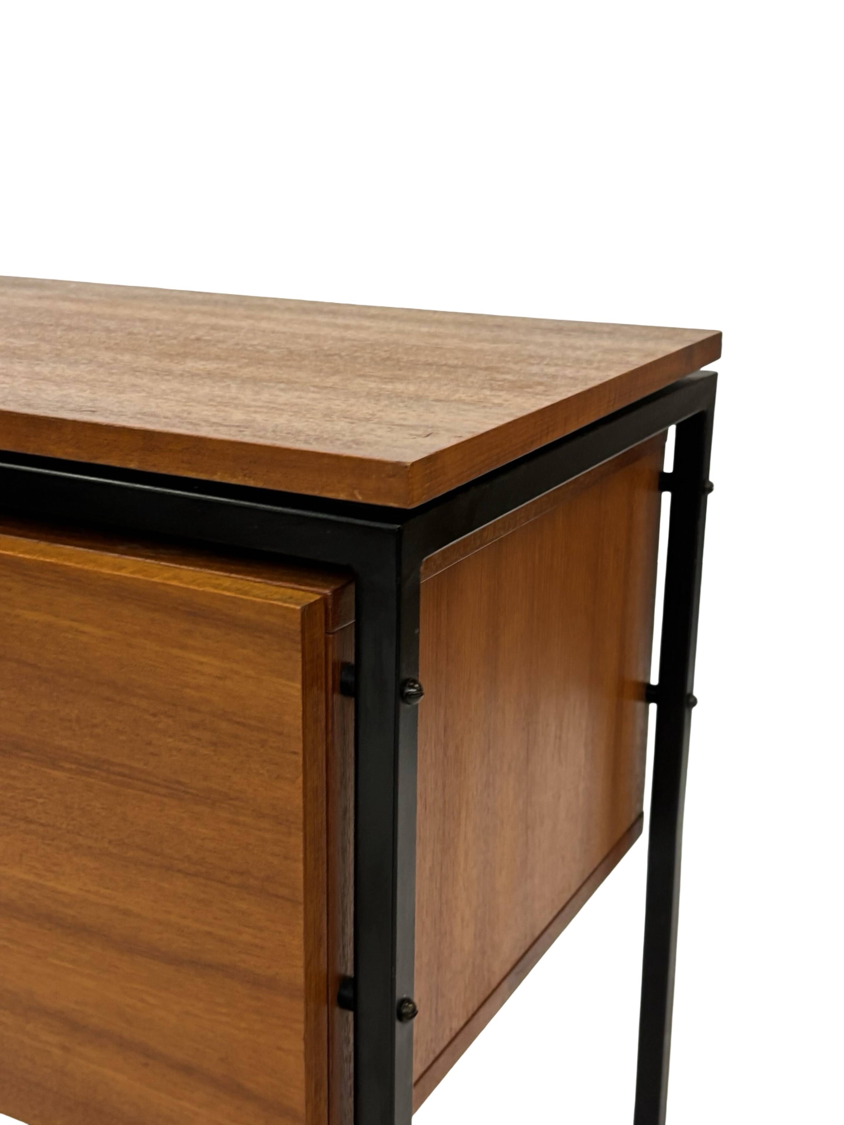 Meuble TV vintage petit format, placage teck, années 1960