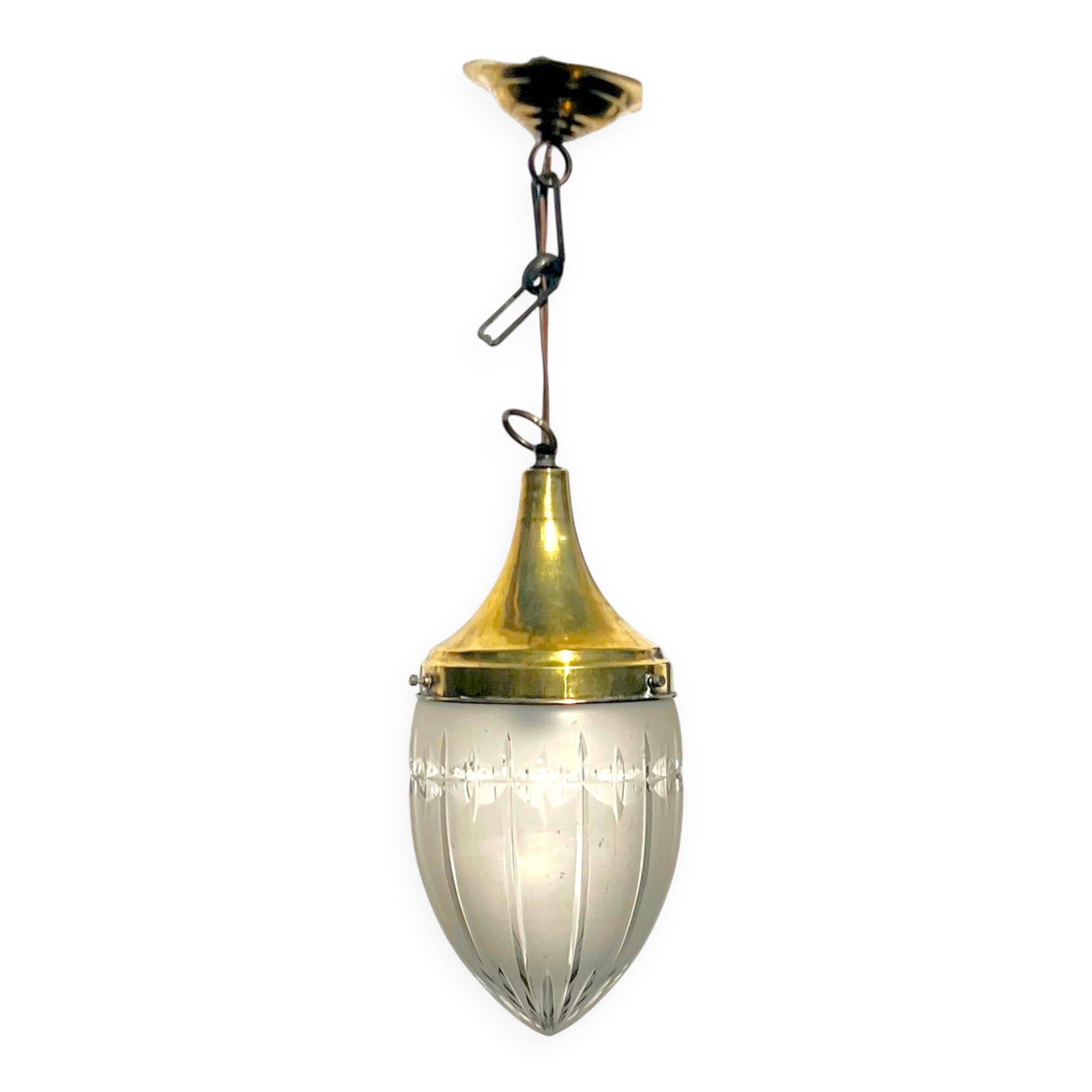 Art Deco suspension in gilded brass and sculpted glass, 1930s