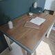 Bureau ancien rénové en bois et vert grisé