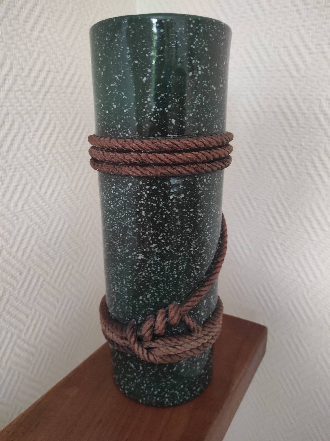 Nautical knot decor vase