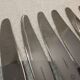 12 silver-plated metal table knives by Christofle Albatros, 24.7 cm.