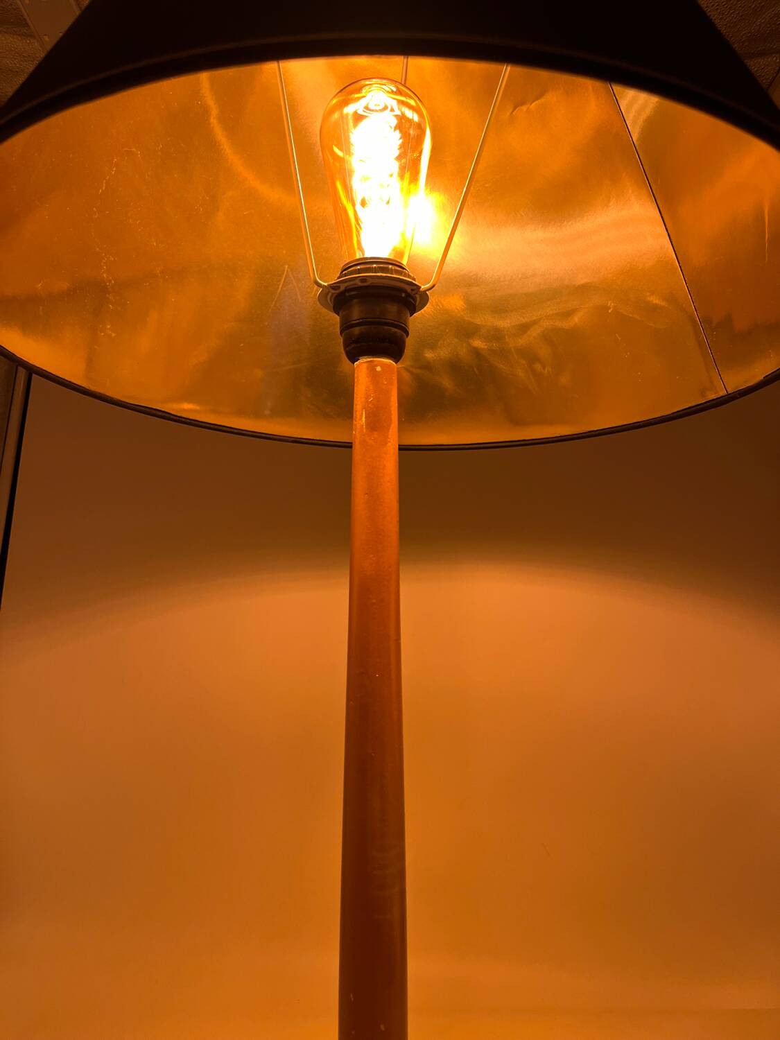 Lampe de table or vintage