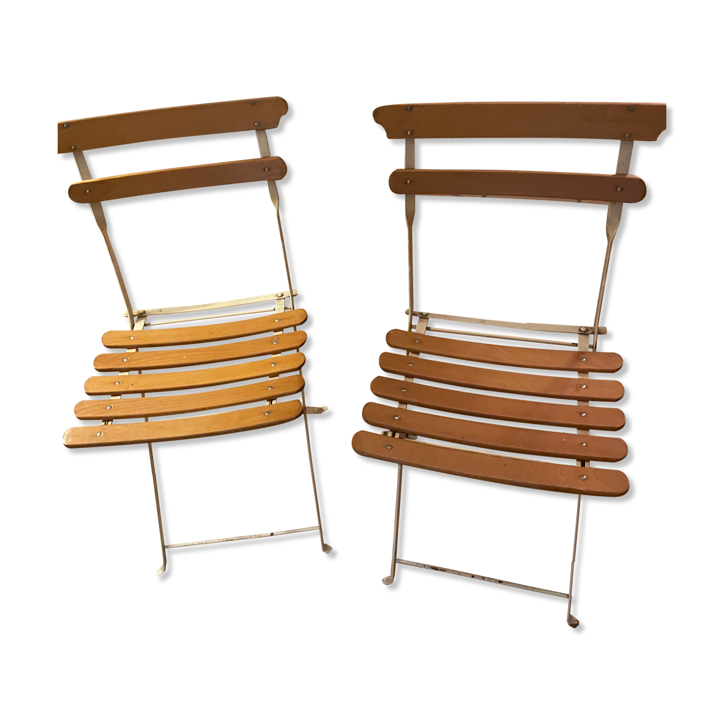 Folding chairs