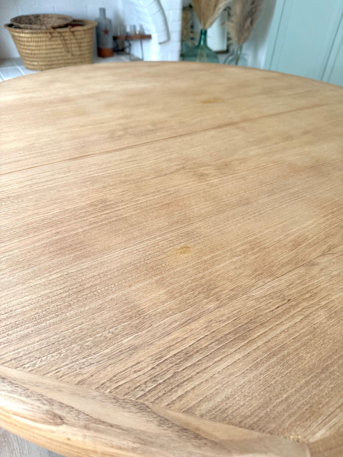 Round oak dining table
