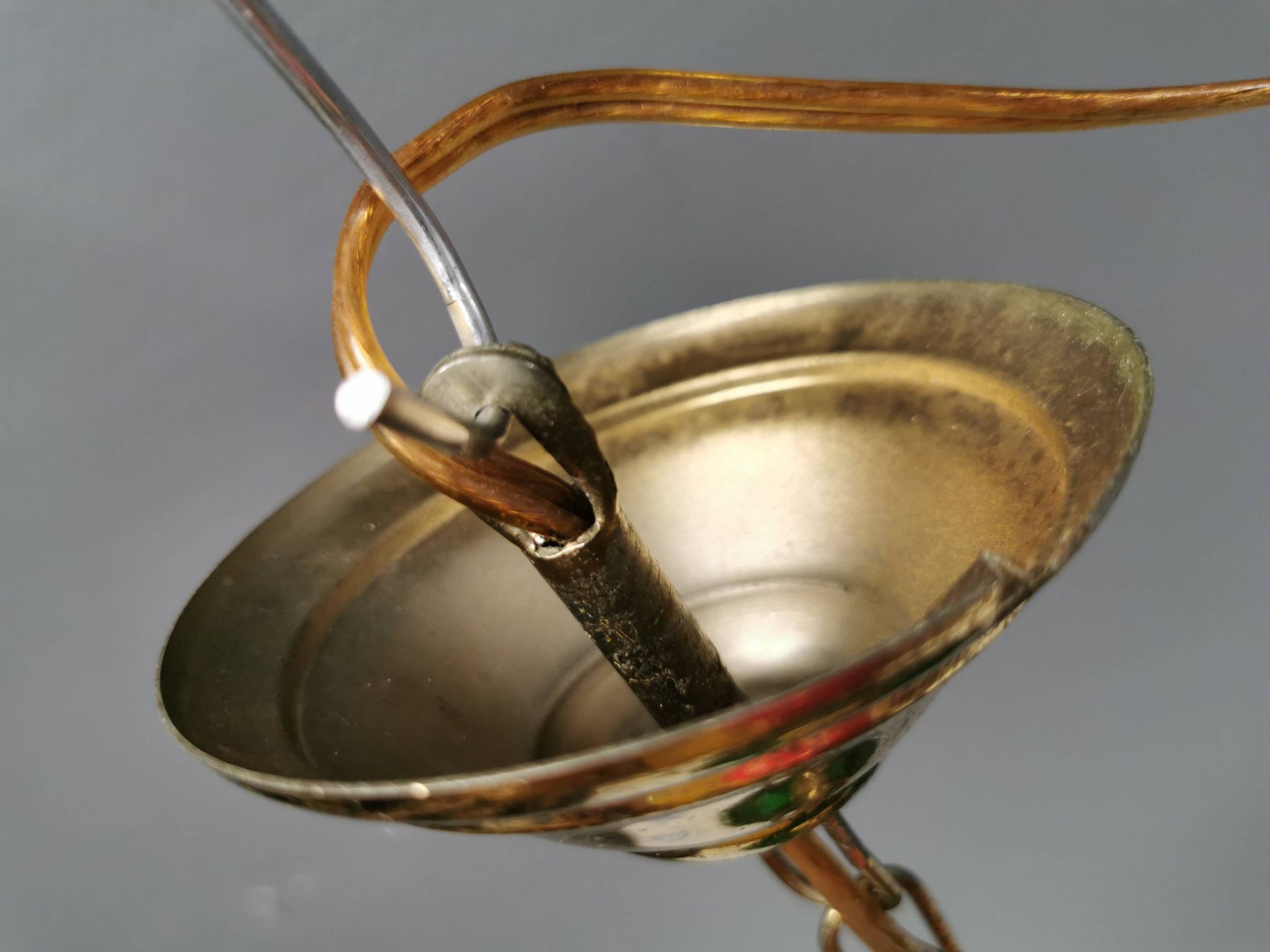 green hanging lamp in double layer glass (white inside) with wooden top and safety chain,