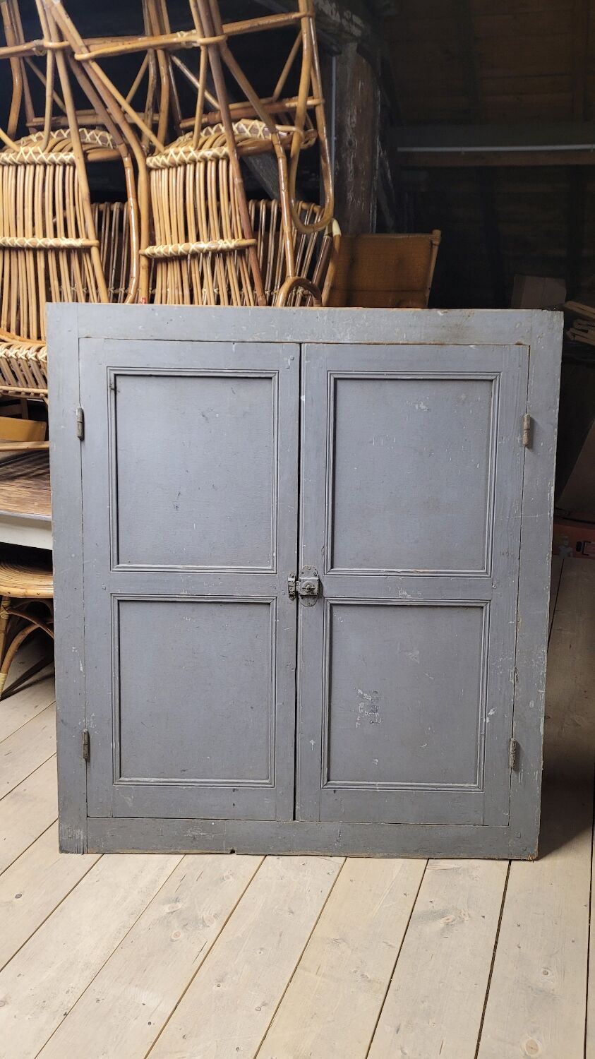 Double cupboard door front in old painted fir