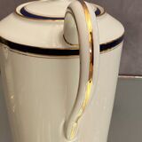 Teapot with blue and gold nets in Limoges porcelain signed Haviland