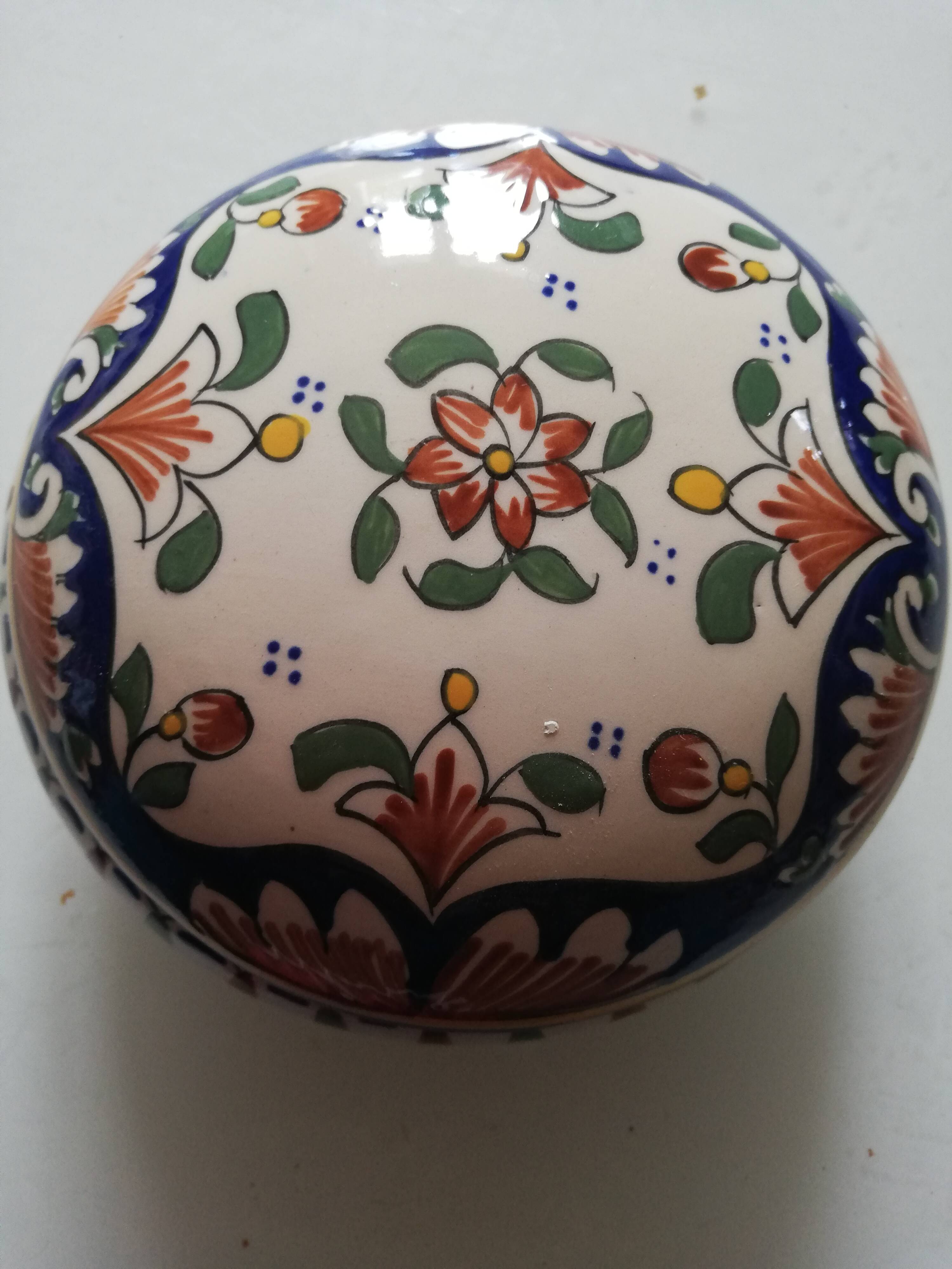 Jewelry box