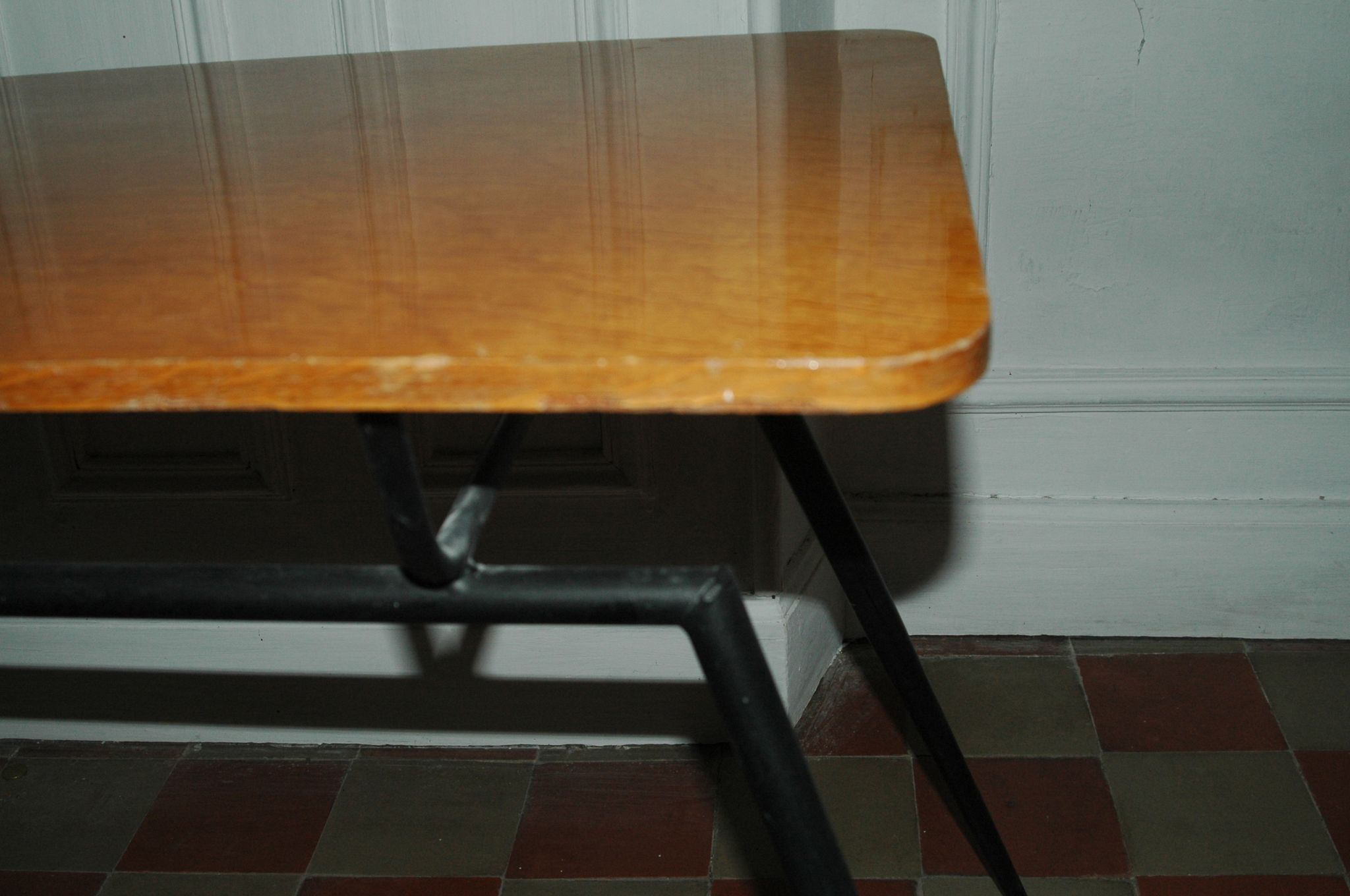 table basse sauterelle années 50