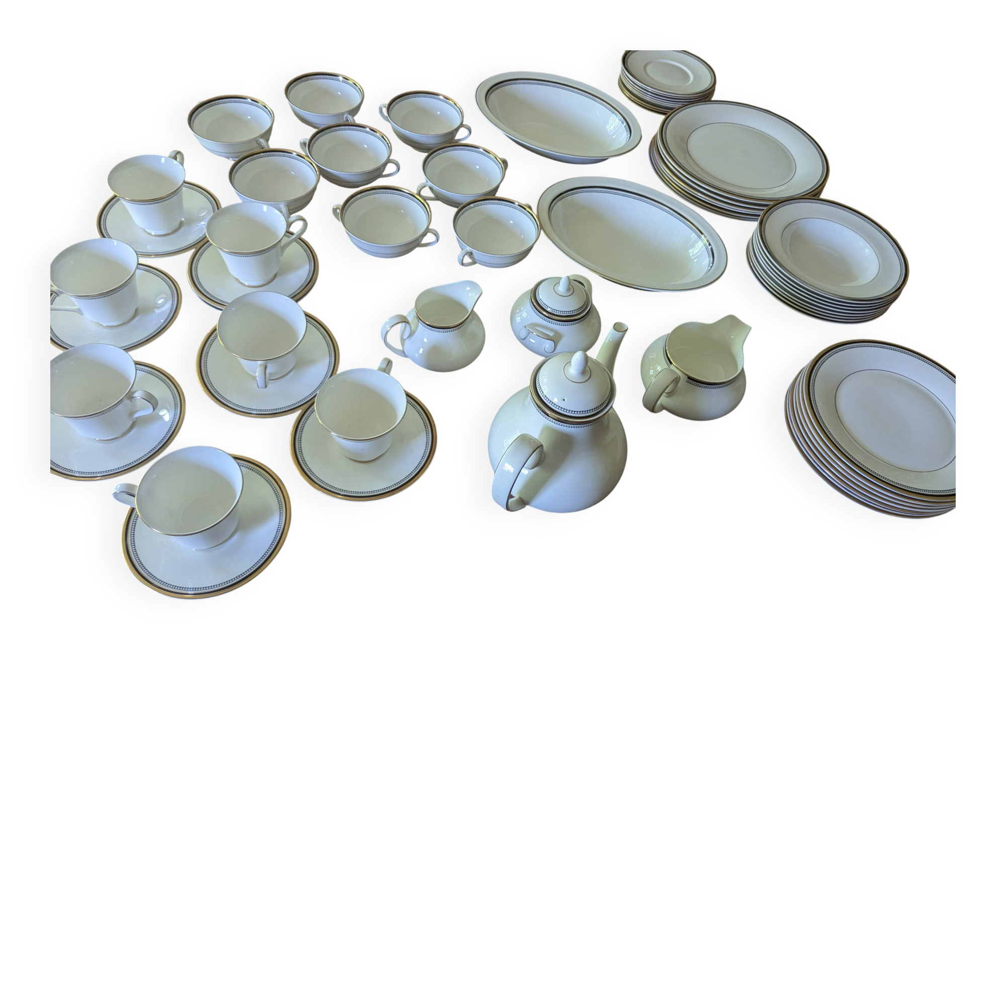 Royal Doulton porcelain service