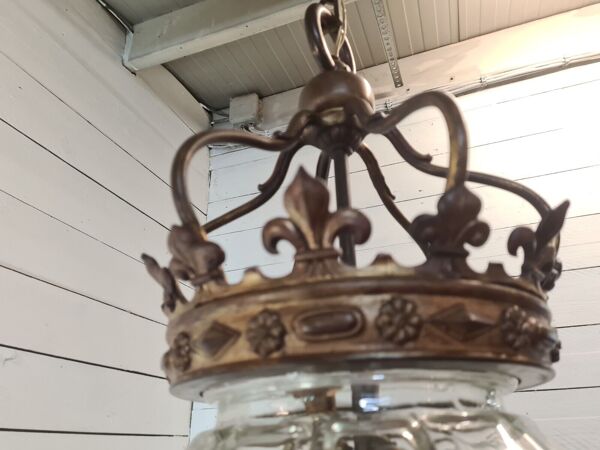 Lanterne avec couronne fleur de lys en bronze 19 eme
