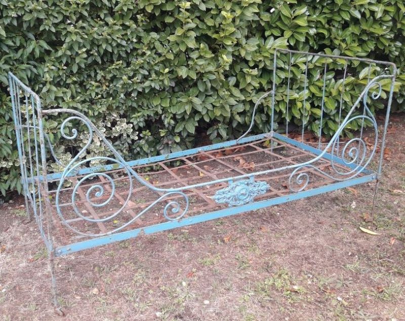 Folding iron bed XIX°
