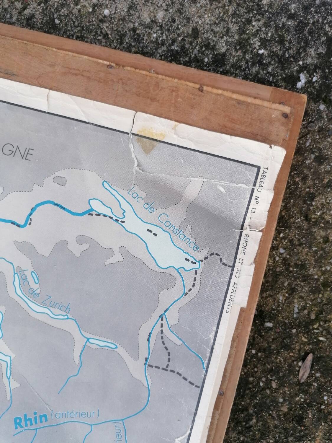 Ancienne affiche scolaire MDI France, le gros élevage et le Rhône.