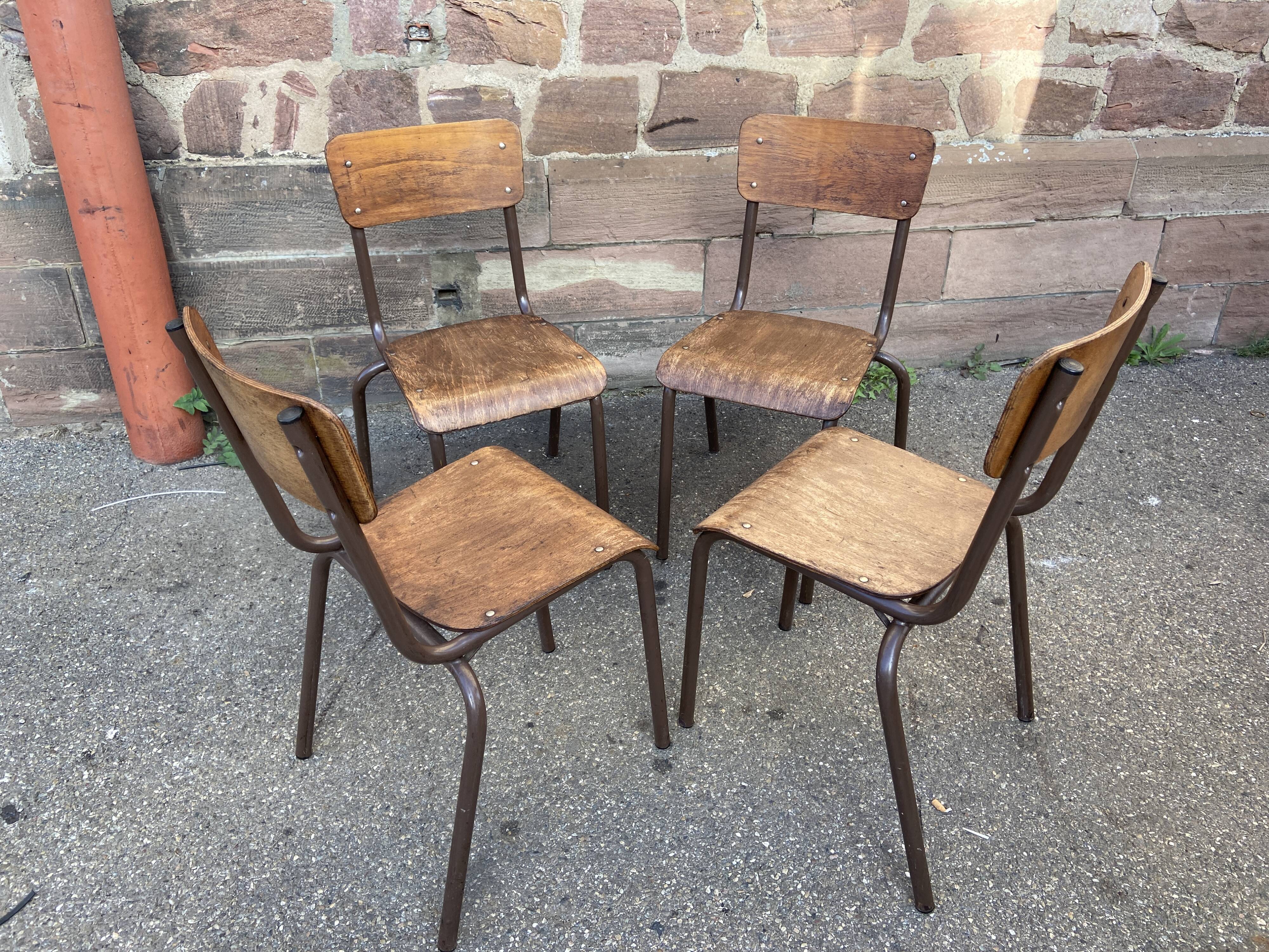 Set of 4 industrial chairs vintage school communities mullca 60s