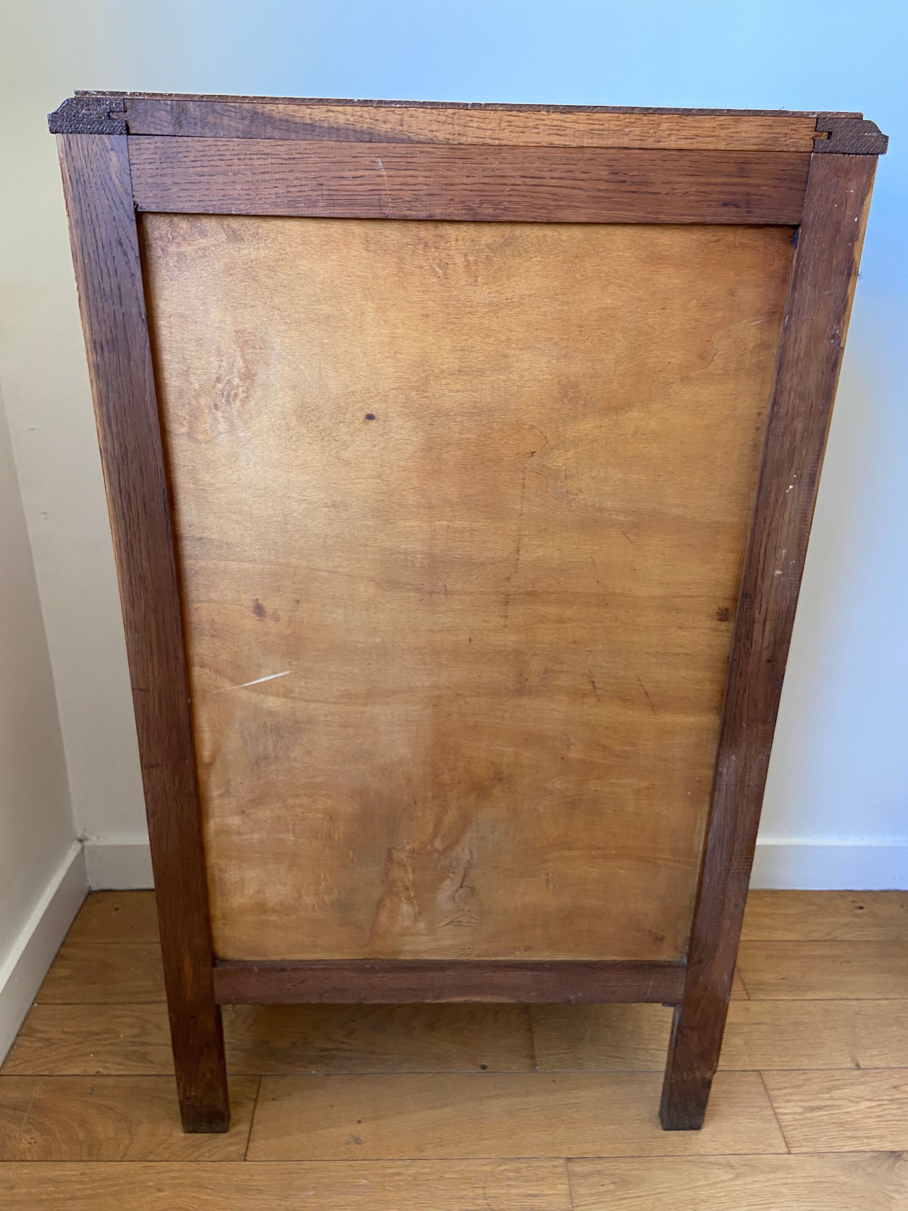 Wooden dresser 5 drawers