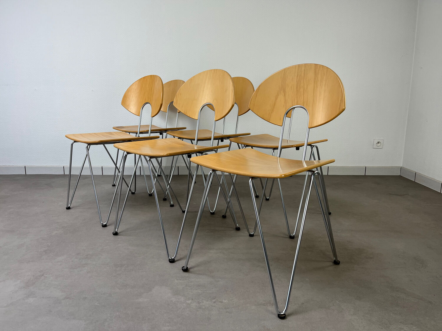 6 Mikado chairs 1800, stackable, design by Walter Leeman for Kusck&co.