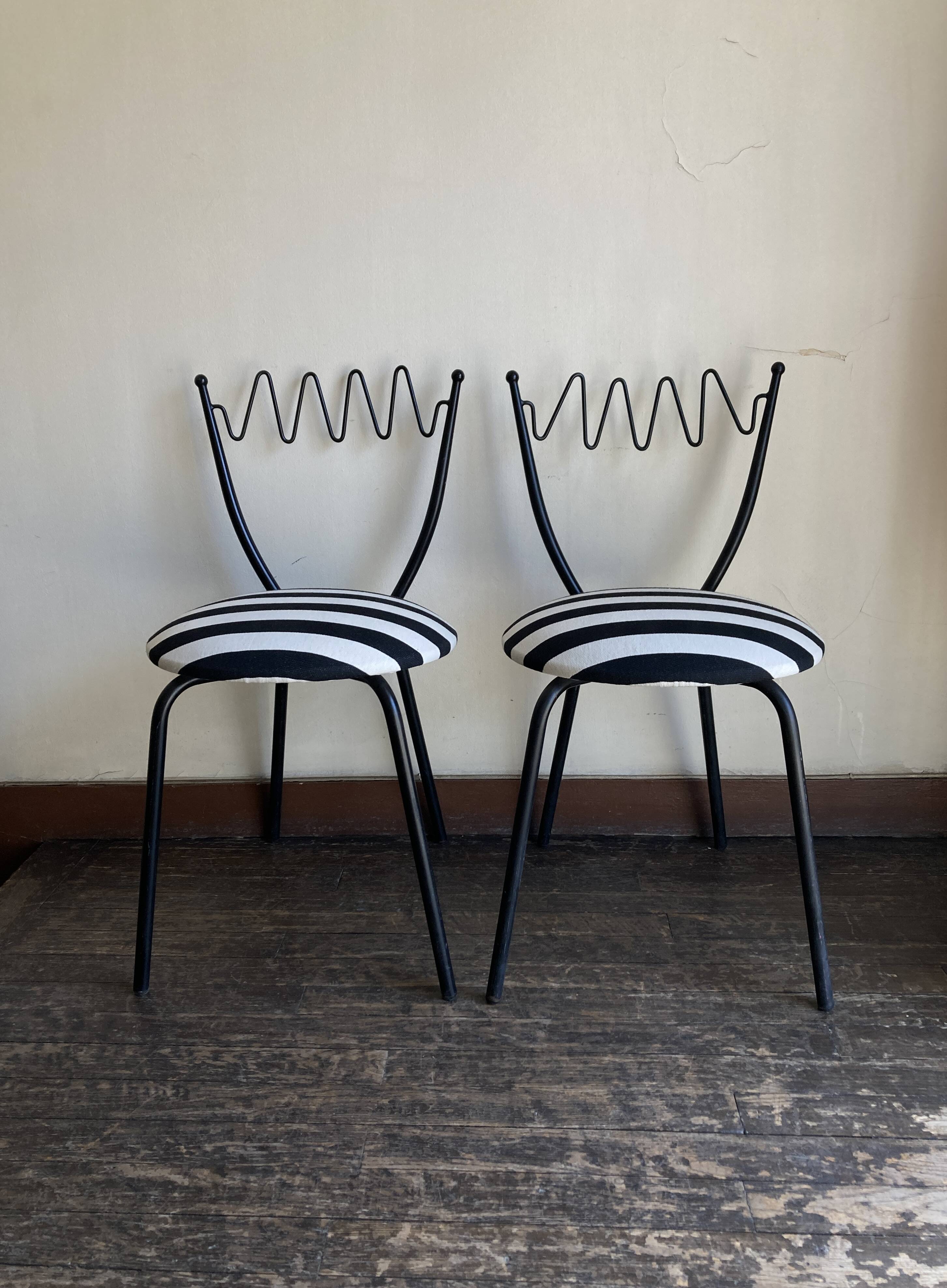 Pair of post-modern striped chairs, Italian work by Gio Ponti.