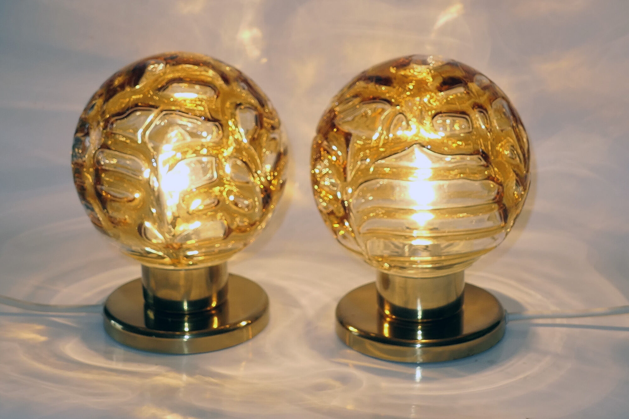Pair of lamps DORIA lights globes MURANO New Old Stock